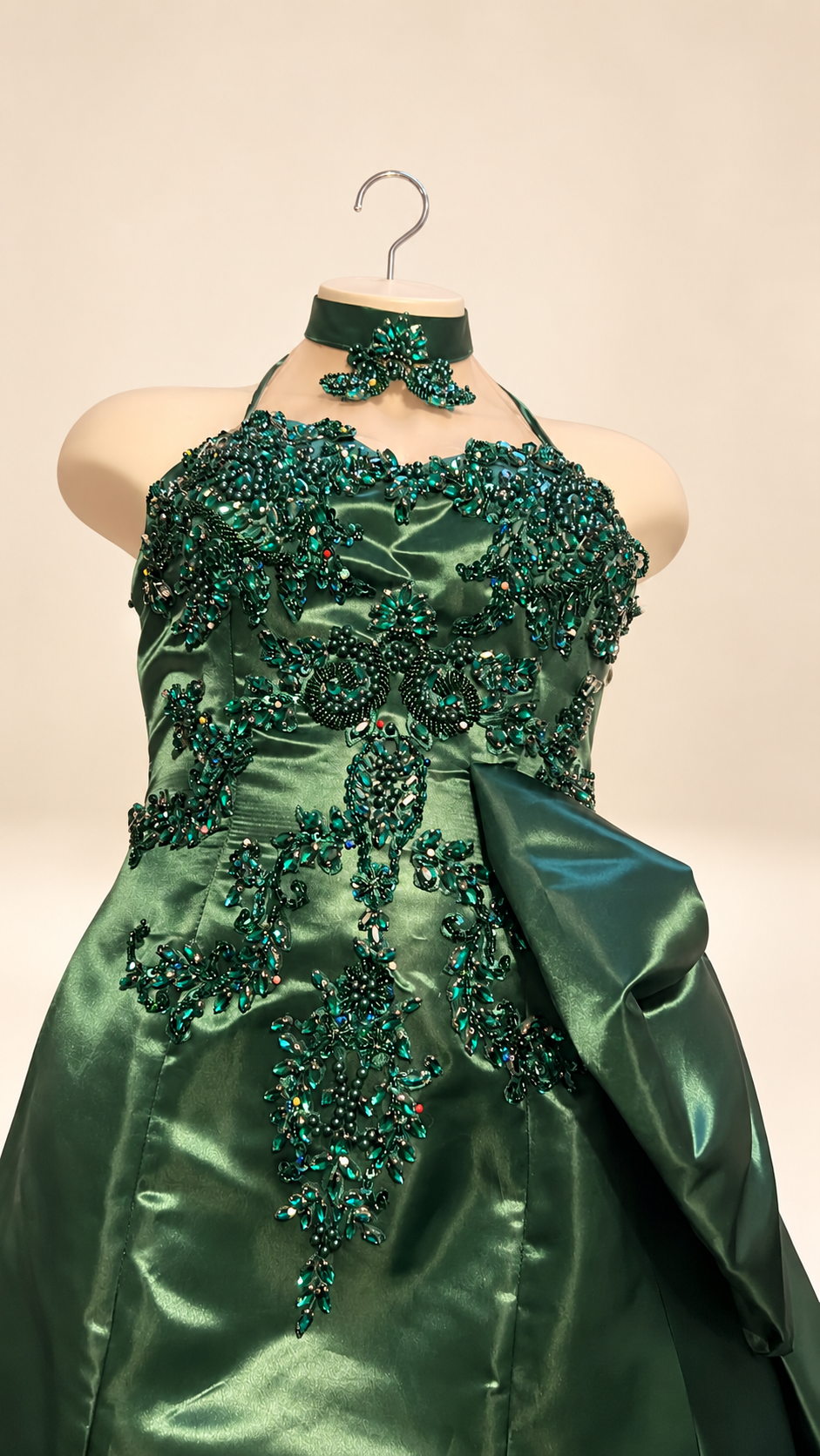 Emerald gown close-up